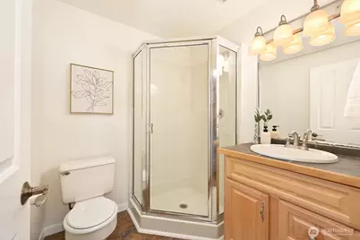 13804 Redmond Way, Redmond, WA 98052 - Photo 14