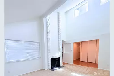 725 141st Place NE #4, Bellevue, WA 98007 - Photo 6