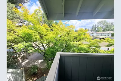 725 141st Place NE #4, Bellevue, WA 98007 - Photo 18