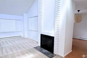 725 141st Pl NE, Bellevue, WA 98007 - Photo 4