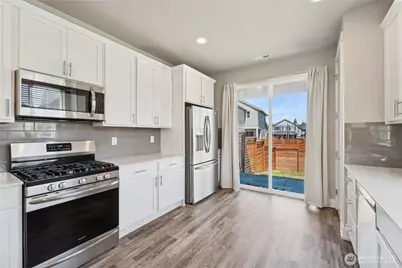 12950 190th Avenue E, Bonney Lake, WA 98391 - Photo 8