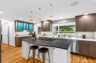 7928 SE 76th St, Mercer Island, WA 98040 - Photo 16