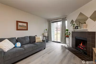 3430 I Street NE #J101, Auburn, WA 98002 - Photo 6