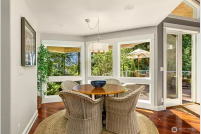 4560 Island Avenue, Bainbridge Island, WA 98110 - Photo 12