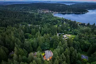 4560 Island Ave, Bainbridge Island, WA 98110 - Photo 38