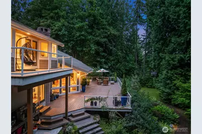 4560 Island Avenue, Bainbridge Island, WA 98110 - Photo 2