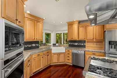 4560 Island Avenue, Bainbridge Island, WA 98110 - Photo 12