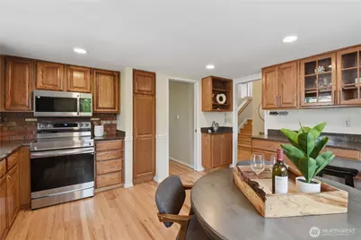 13412 SE 59th Street, Bellevue, WA 98006 - Photo 4