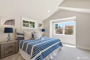 1017 NE 123rd St, Seattle, WA 98125 - Photo 18