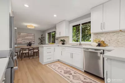 1928 218th Lane SE, Sammamish, WA 98075 - Photo 8