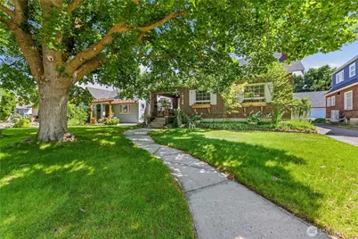 915 Highland Drive, Wenatchee, WA 98801 - Photo 1