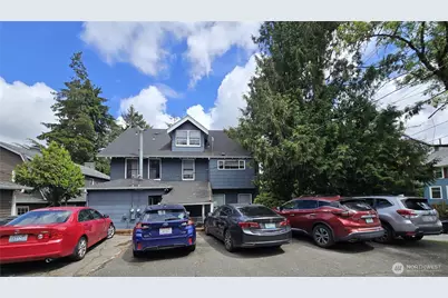 5201 19th Avenue NE, Seattle, WA 98105 - Photo 4