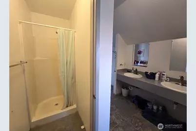 5201 19th Avenue NE, Seattle, WA 98105 - Photo 28