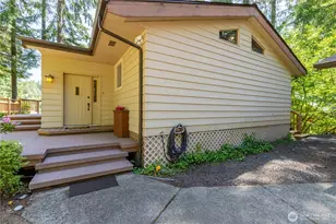 70 N Handicap Pl, Hoodsport, WA 98548 - Photo 2