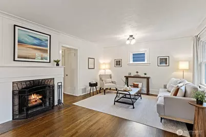 3917 Midvale Avenue N #A, Seattle, WA 98103 - Photo 8