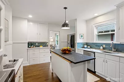 3917 Midvale Avenue N #A, Seattle, WA 98103 - Photo 14