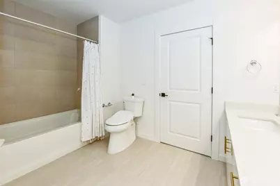 15558 NE 15th Place #301, Bellevue, WA 98007 - Photo 18