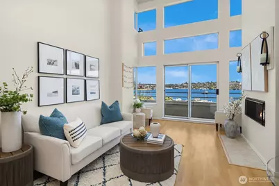 2400 8th Avenue N #2, Seattle, WA 98109 - Photo 2