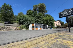 10401 Lake City Way NE, Seattle, WA 98125 - Photo 12