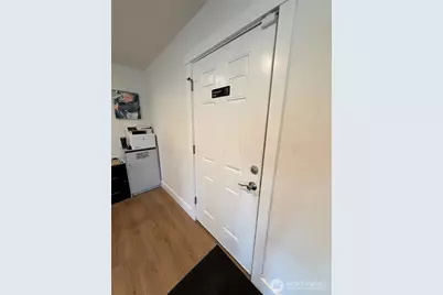 10401 Lake City Way NE, Seattle, WA 98125 - Photo 22
