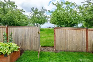 8126 Valley View Dr, Arlington, WA 98223 - Photo 26