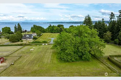 4764 Black Walnut Terrace, Clinton, WA 98236 - Photo 4