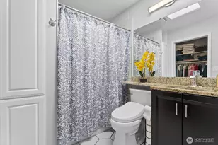 4240 S Rose St, Seattle, WA 98118 - Photo 16