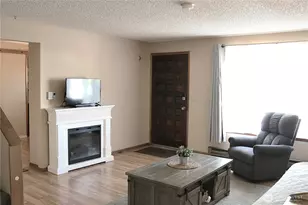 135 Eveline St, Pateros, WA 98841 - Photo 2