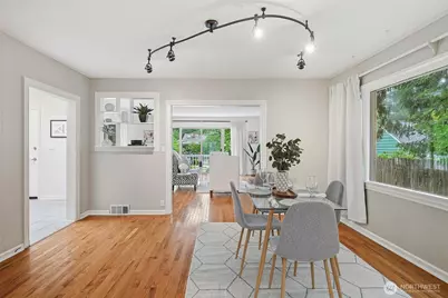 17633 10th Avenue NE, Shoreline, WA 98155 - Photo 10