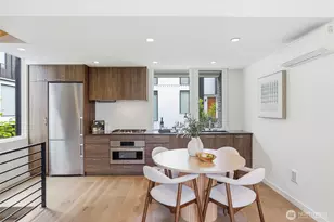 69 E Lynn St, Seattle, WA 98102 - Photo 14