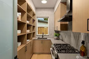 15625 SE 9th St, Bellevue, WA 98008 - Photo 18