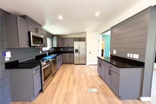 6589 NE Center St, Suquamish, WA 98392 - Photo 10