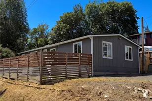 6589 NE Center St, Suquamish, WA 98392 - Photo 2