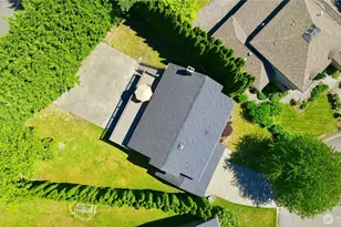 10606 NE 19th Pl, Bellevue, WA 98004 - Photo 2