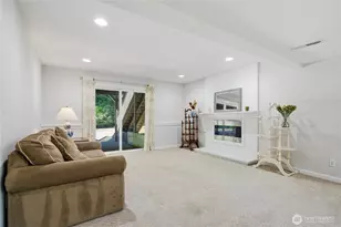 10606 NE 19th Pl, Bellevue, WA 98004 - Photo 24