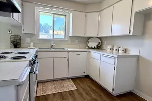 890 E Kennedy Ave, Hermiston, OR 97838 - Photo 12