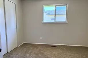 890 E Kennedy Ave, Hermiston, OR 97838 - Photo 18