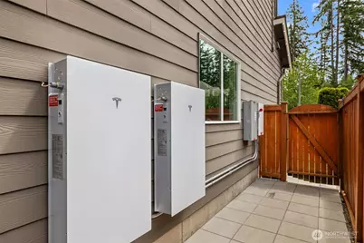 21250 NE 9th Place, Sammamish, WA 98074 - Photo 38