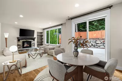 21250 NE 9th Place, Sammamish, WA 98074 - Photo 4