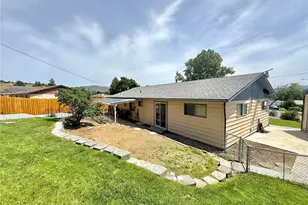 703 Sunrise Dr, Omak, WA 98841 - Photo 12