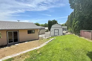 703 Sunrise Dr, Omak, WA 98841 - Photo 16