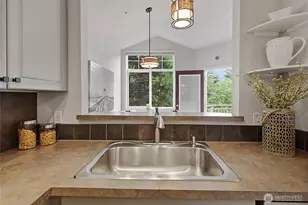 13000 Admiralty Way, Everett, WA 98204 - Photo 14