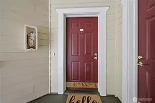 13000 Admiralty Way, Everett, WA 98204 - Photo 4