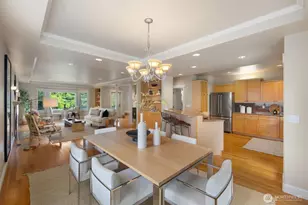 2711 4th Ave W, Seattle, WA 98119 - Photo 10