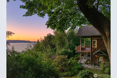 30050 Scenic Drive NE, Poulsbo, WA 98370 - Photo 4