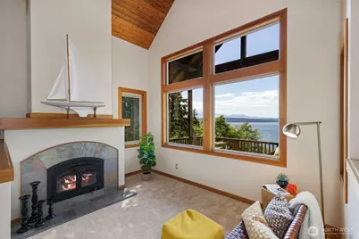 30050 Scenic Drive NE, Poulsbo, WA 98370 - Photo 10