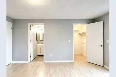 1313 W James Street #11, Kent, WA 98032 - Photo 10