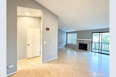 1313 W James Street #11, Kent, WA 98032 - Photo 2
