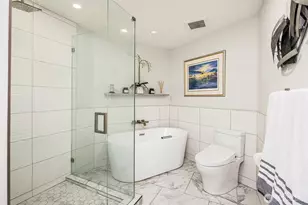 9039 NE Juanita Dr, Kirkland, WA 98034 - Photo 24
