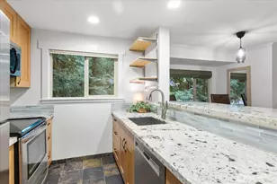 8130 145th Ct NE, Redmond, WA 98052 - Photo 10